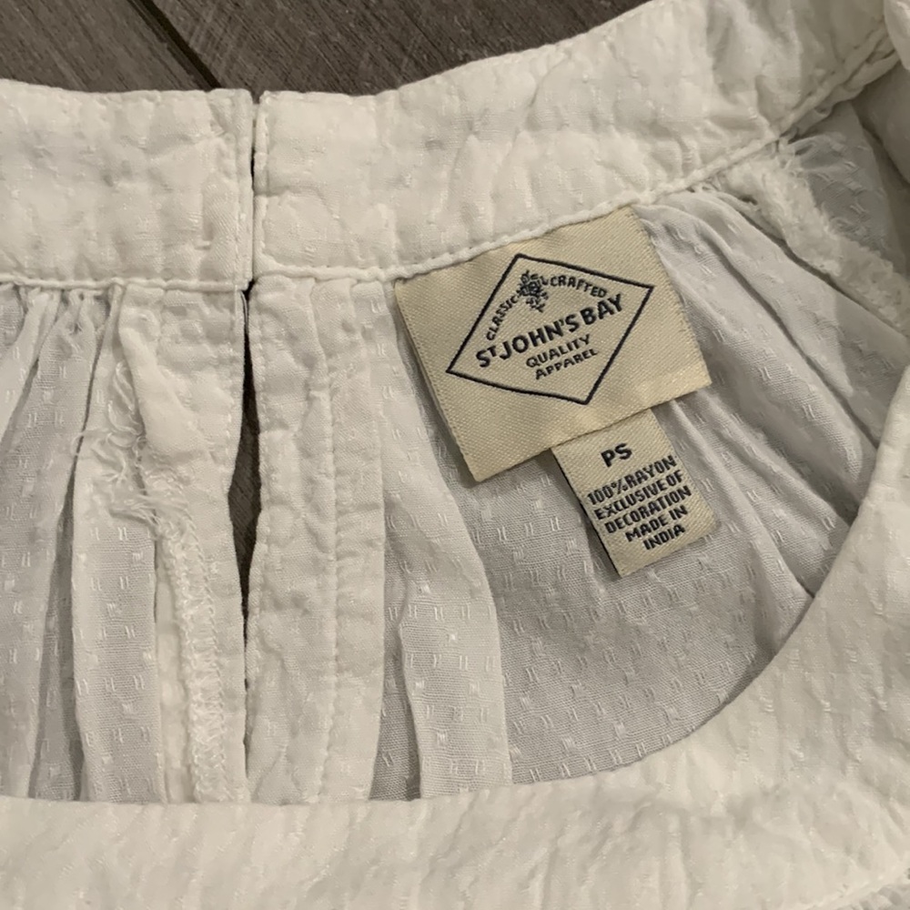 Blouse - Picture 3 of 5